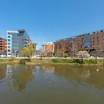 Blue Mandarin Riverside Premium Sauna & Gym Gdansk
