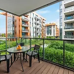Blue Mandarin Riverside Premium Sauna & Gym
