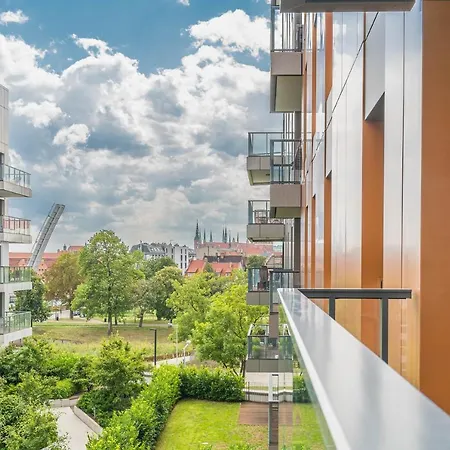 Blue Mandarin Riverside Premium Sauna & Gym Appartement