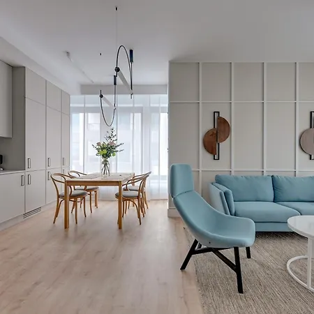Apartment Blue Mandarin Riverside Premium Sauna & Gym