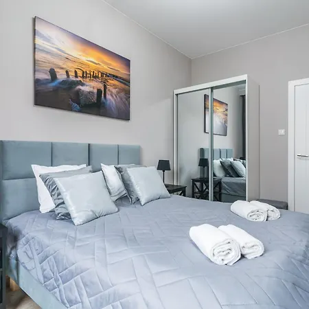 Blue Mandarin Riverside Premium Sauna & Gym Apartment *