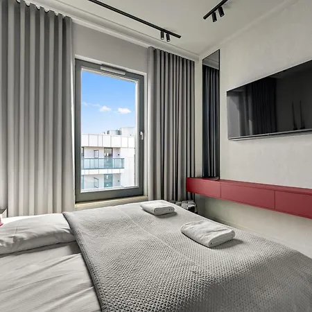 Blue Mandarin Riverside Premium Sauna & Gym Apartment *