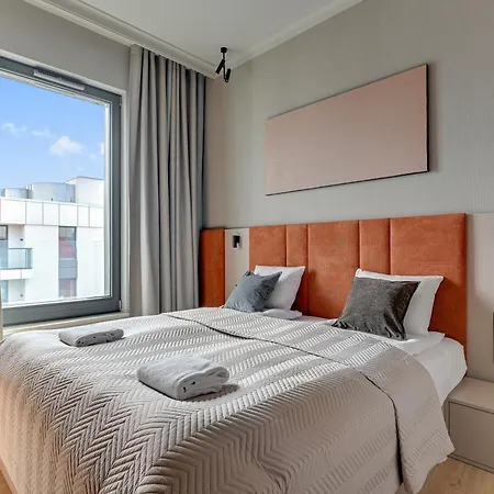 Blue Mandarin Riverside Premium Sauna & Gym Apartment