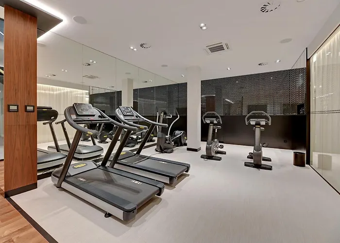 Blue Mandarin Riverside Premium Sauna & Gym Appartement *