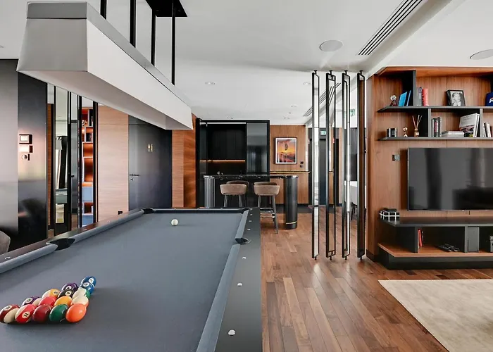 Blue Mandarin Riverside Premium Sauna & Gym *