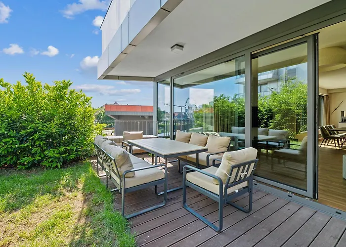 Blue Mandarin Riverside Premium Sauna & Gym Appartement